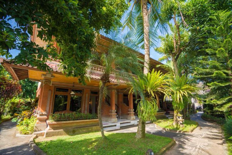 Puri Dalem Wisma tamu